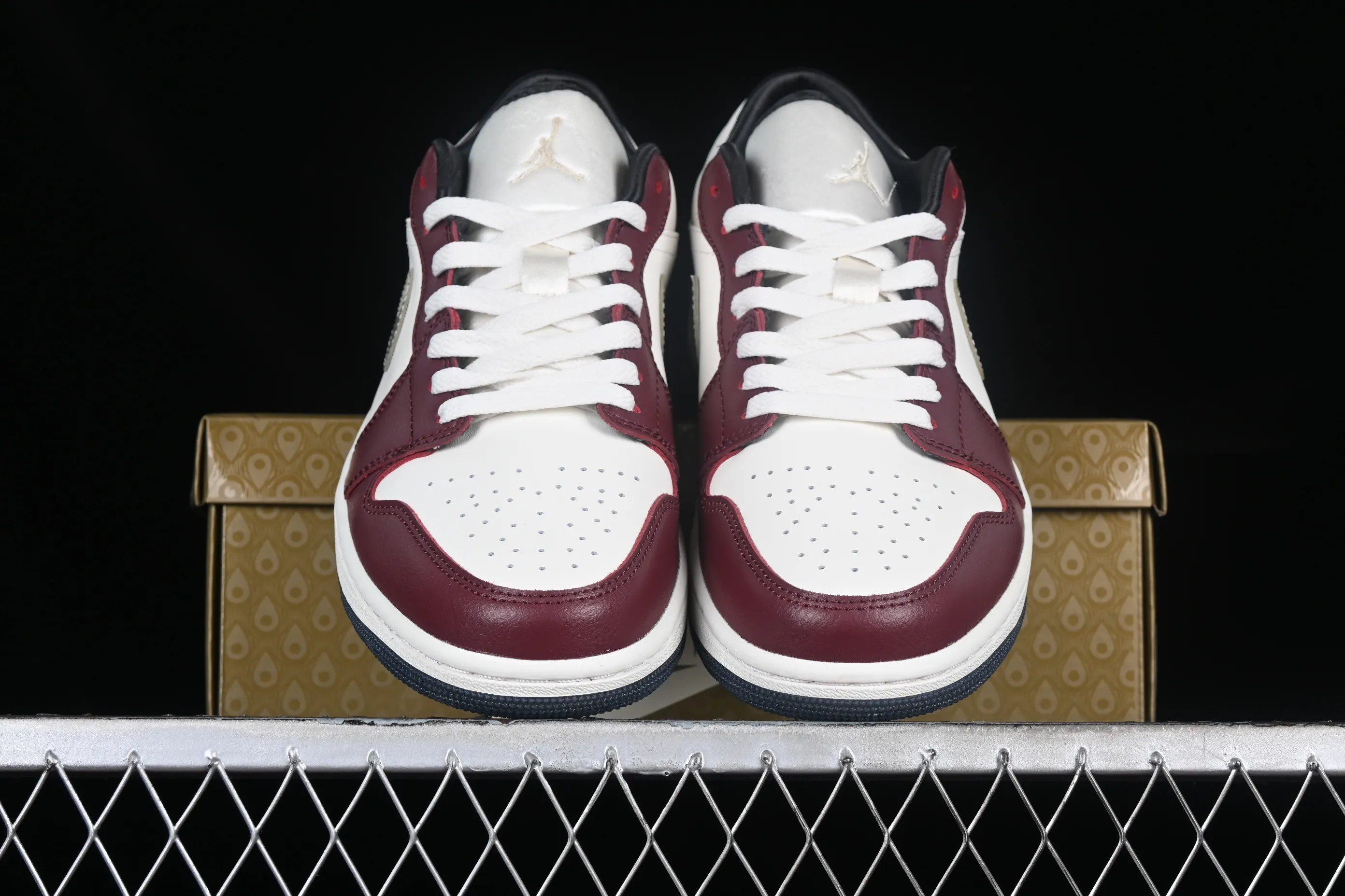 All categories Air Jordan Jordan series basketball shoes Air Jordan 1 Low G version pure original Jordan 1 Low "Year of the Dragon" AJ1 Joe 1 Year of the Dragon limited cultural and leisure sneakers FJ5735-100